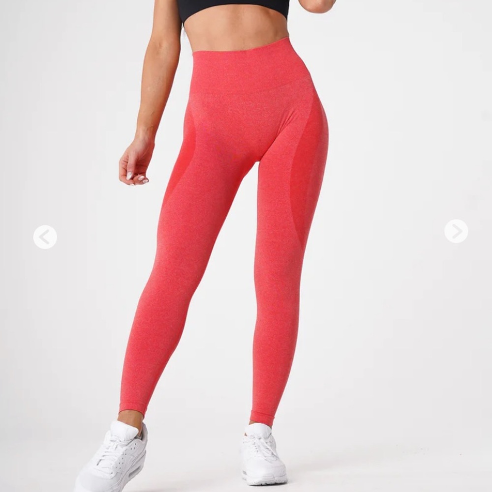 NVGTN Candy apple contour seamless leggings